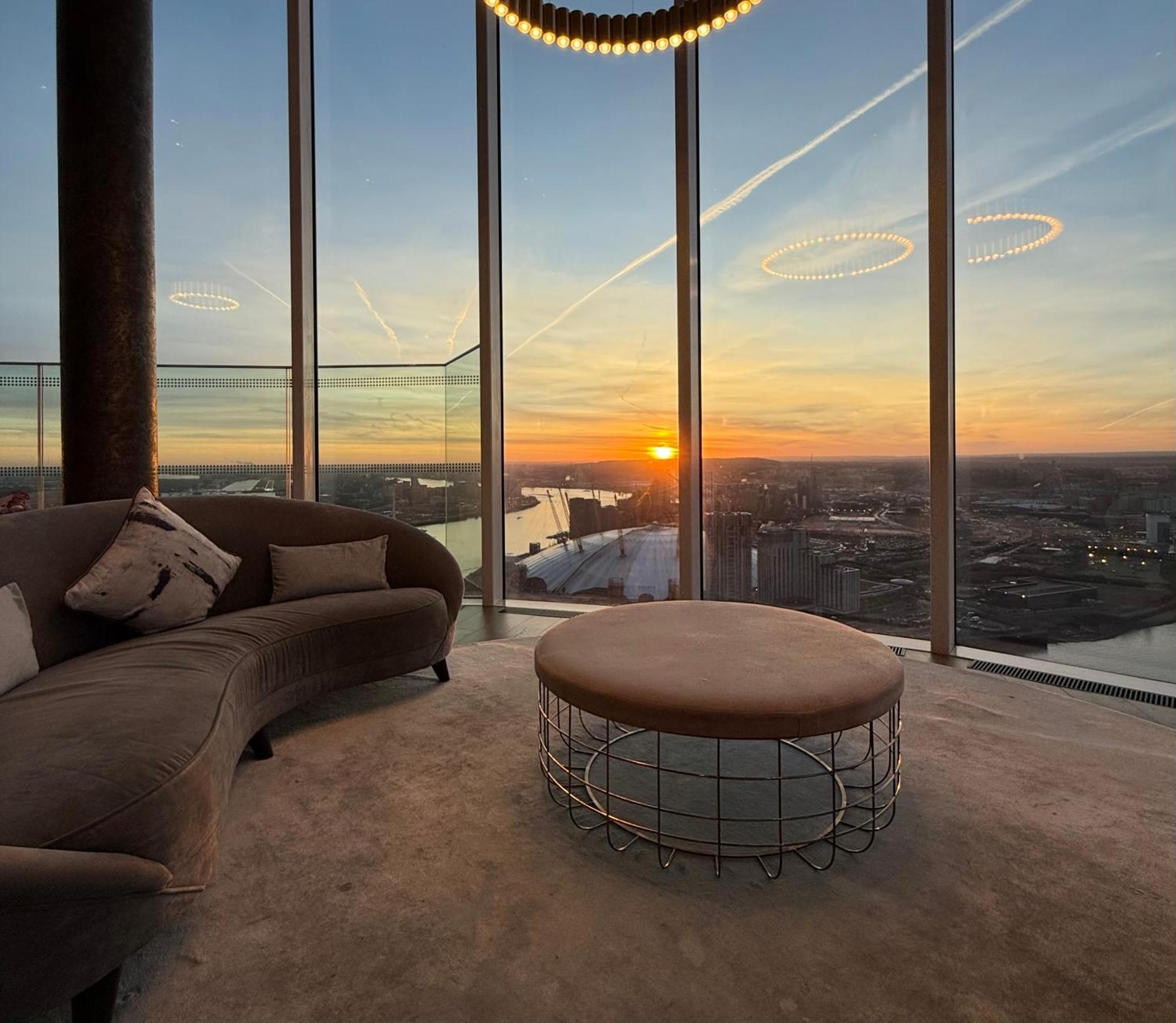 Luxury Modern 2 Bed Flat With Balcony And City View - Canary Wharf City Center London Kültér fotó