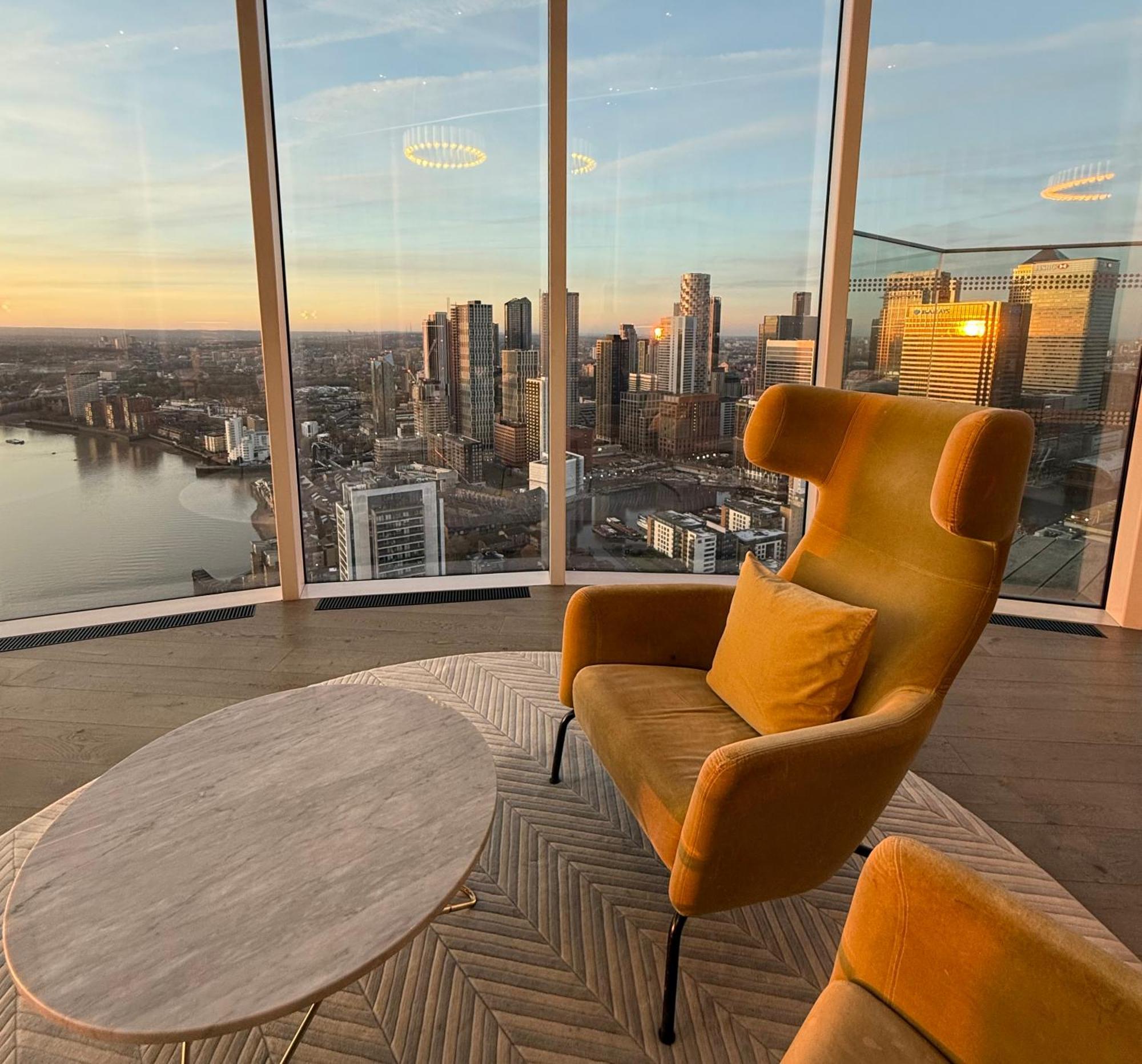 Luxury Modern 2 Bed Flat With Balcony And City View - Canary Wharf City Center London Kültér fotó